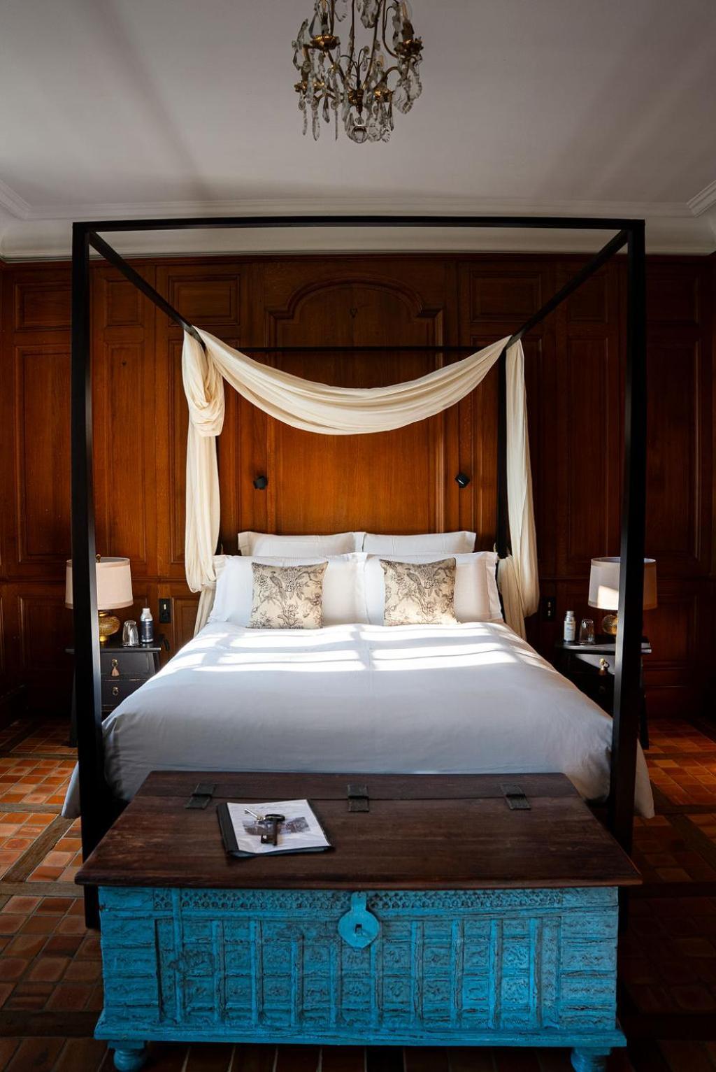 ディナン La Meffrais 1741 Bed & Breakfast エクステリア 写真